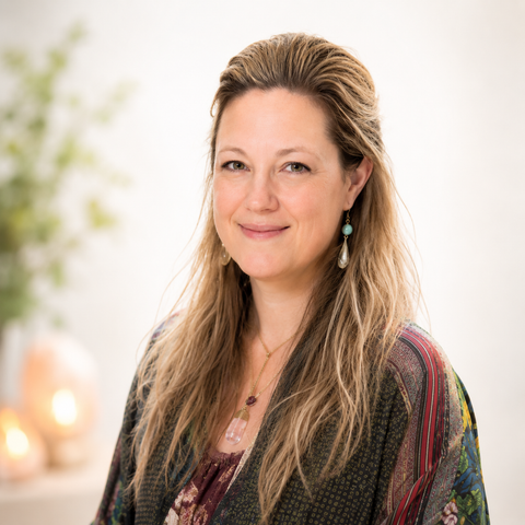 Suzie – Reiki Master & Holistic Healing Practitioner