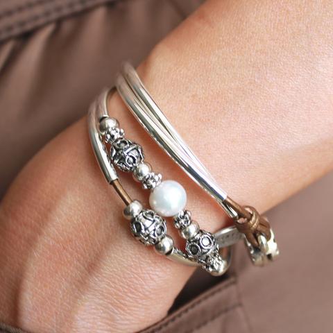Mini Holly Pearl Bracelet - Tricia's Gems